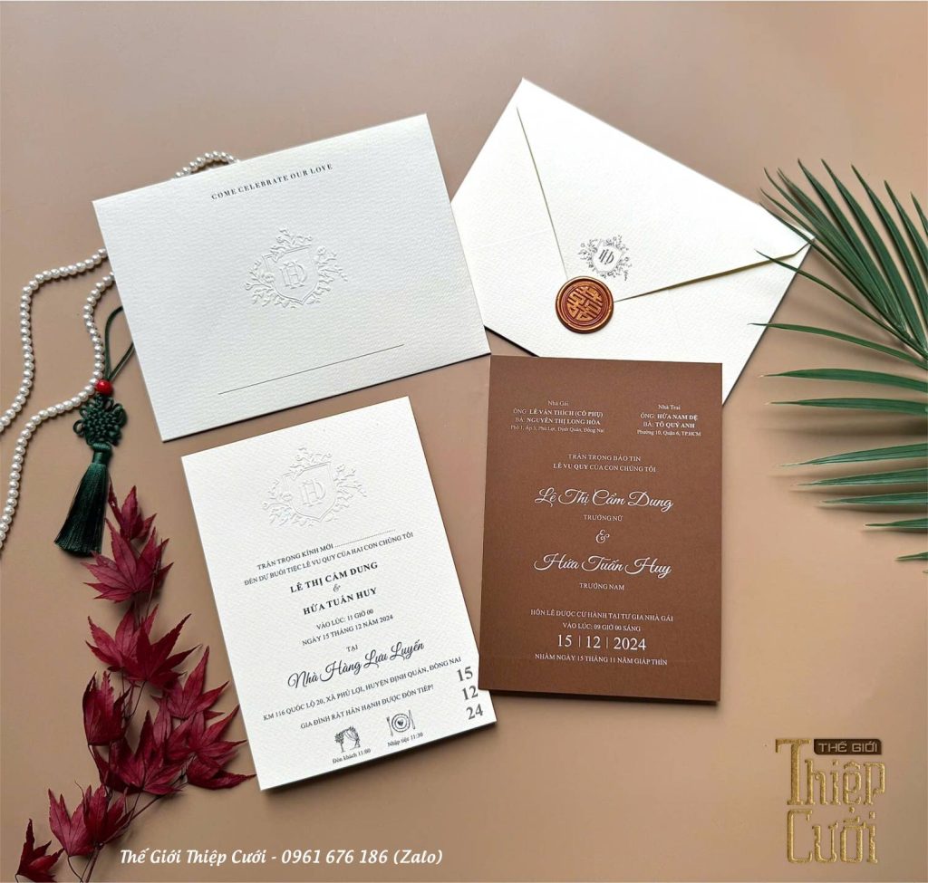 Thiệp Cưới Dập Nổi Đơn Giản - Sang Trọng